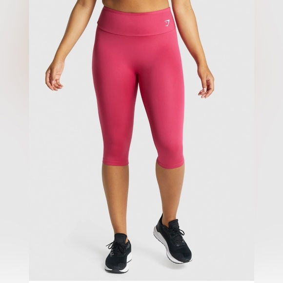 Gymshark Women's TRAINING CROPPED LEGGINGS IN Pink MEDIUM - Picture 1 of 5